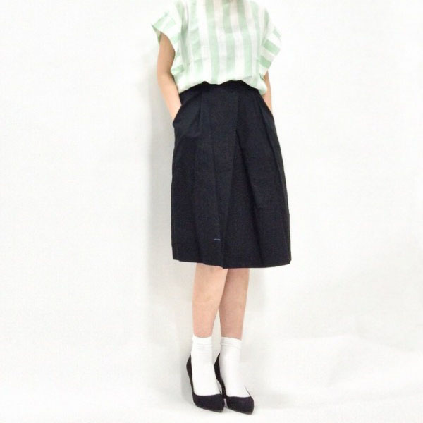 大人女子が着こなす センス良い 白ソックス のコーディネート術をチェック Folk
