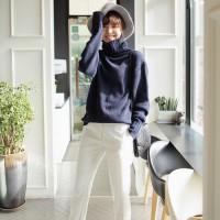 秋のお洒落コーデ、ホワイトパンツはシーズンレス！？は、大間違い♡
