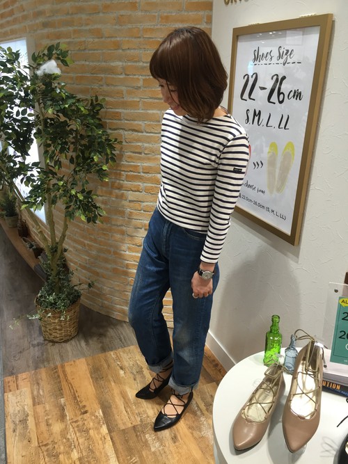 ワンランク上の大人コーデに レースアップパンプス を使ったおしゃれコーデ特集 Folk