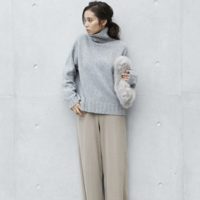 この秋冬はきれいめシルエットの「リブニットパンツ」で決めてみよう♪