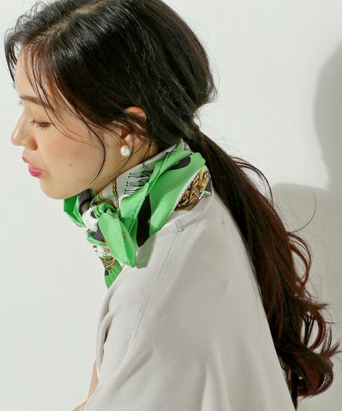 人気ドラマ 校閲ガール がファショントレンド 可愛すぎるスカーフが大注目 Folk