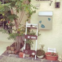 ラダーシェルフ はしご を使ったコーデが室内でも屋外でもおしゃれなんです Folk