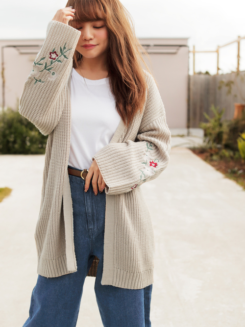 刺繍が大ブーム ワンポイントから全面刺繍まで大人が押さえるべき刺繍アイテムとは Folk