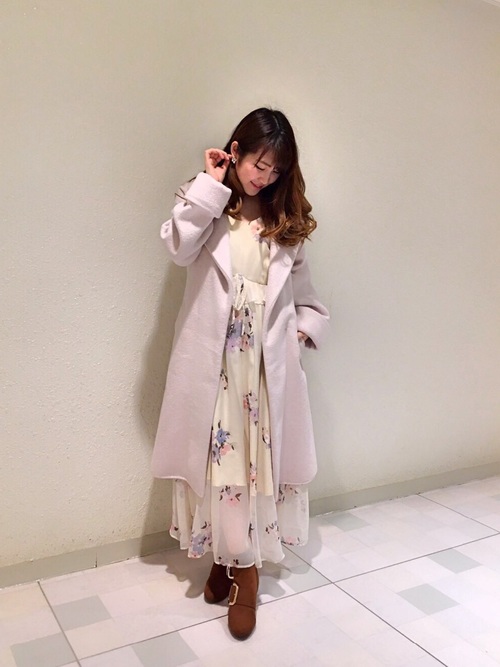 春だけど外はまだ少しだけ肌寒い そんな時におすすめのガウンコート特集 Folk