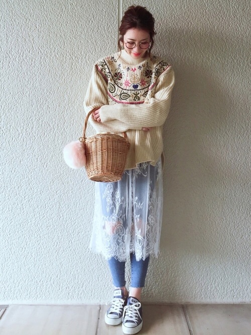 スカートorワンピース パンツスタイルで作る こなれたレイヤードファッションを楽しもう Folk