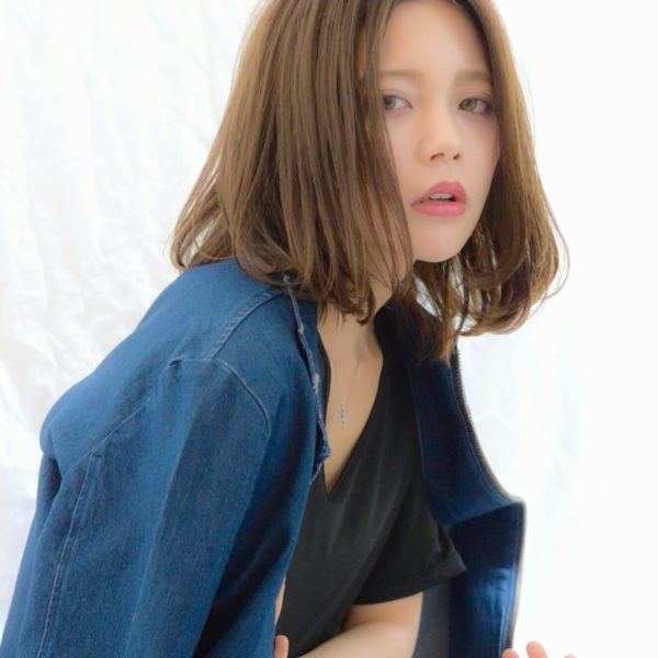 人気急上昇中 優しく見えて色っぽい大人のフェミニンヘアースタイル Folk