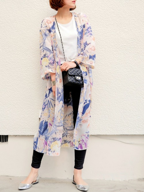 いつものコーデにプラスするだけで今年顔 花柄ロングガウンで作る旬コーデ特集 Folk いつものコーデにプラスするだけで今年顔 花柄ロングガウンで作る旬コーデ特集 Folk