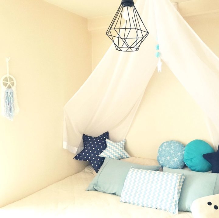 これさえあればお姫様気分 部屋の雰囲気に合わせて手づくりできる天蓋のdiyアイディア集 Folk