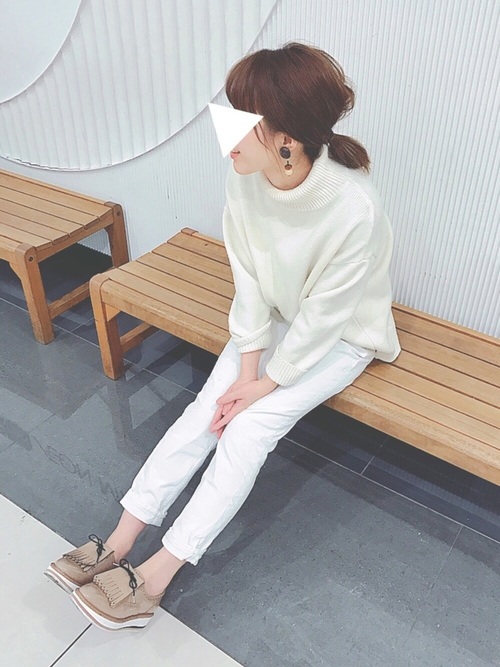 ホワイトデニムコーデ50選 さわやかな季節にぴったりなスタイルコレクション Folk