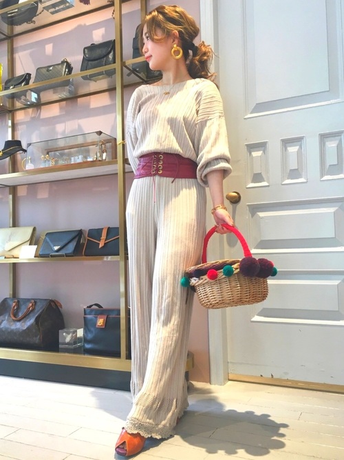 ウエストマークがトレンドの鍵 コルセットベルトでこなれコーデを楽しもう Folk