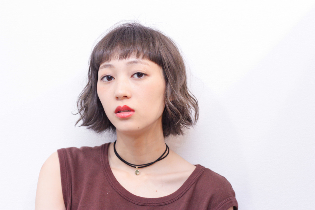 注目のグラデーションヘアカラー 髪色を変えてイメチェンに挑戦してみよう Folk