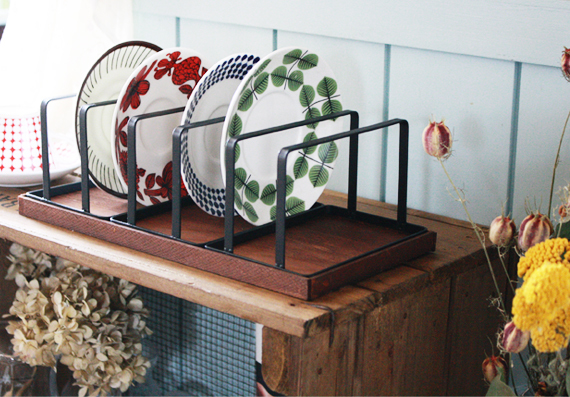 100均セリアを使ったリメイク術 ディスプレイ感覚で楽しめる収納アイテムを作ってみよう Folk