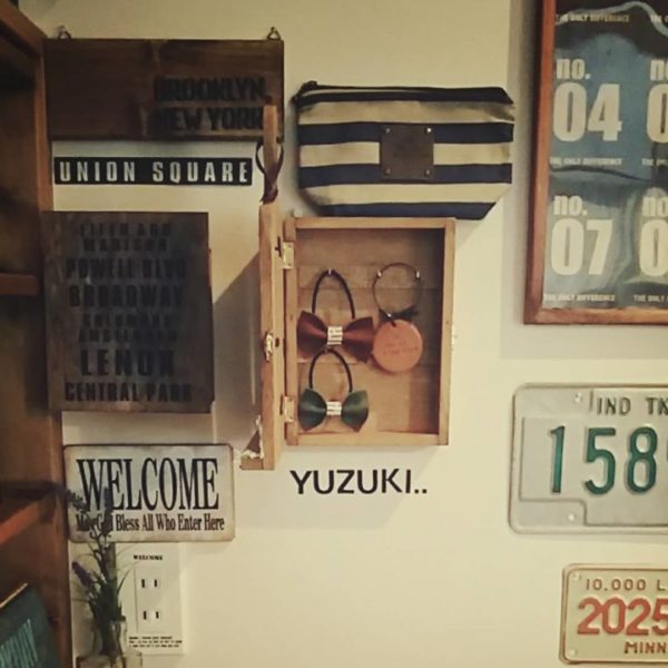 インテリアに味わいをプラスしよう ナンバープレートの取り入れ方実例集 Folk