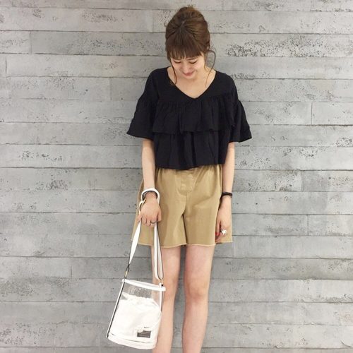 夏は涼しくショーパンがはきたい ショートパンツ を使った大人のコーディネート Folk