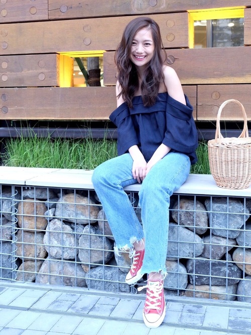 おしゃれな夏のシンプルコーデ選 爽やかで涼しげな大人女子を目指そう Folk