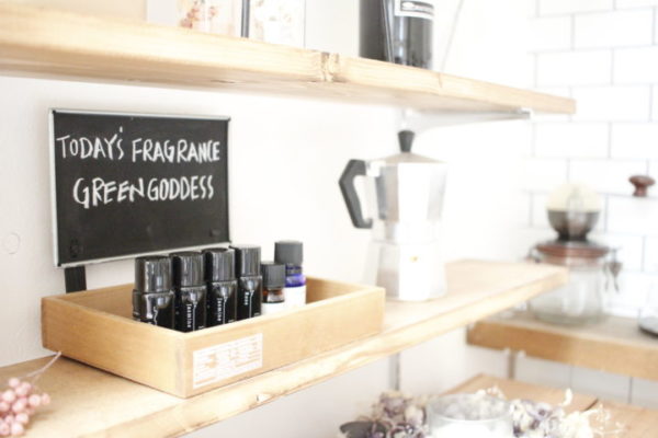 セリア 収納 簡単リメイクで片付けやすい 分かりやすい収納術をご紹介 Folk