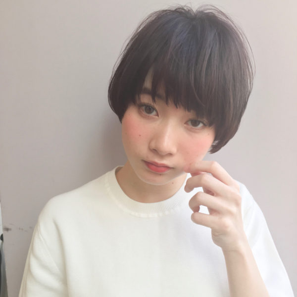 作り込みすぎないナチュラル感が素敵 清楚で上品なヘアスタイル特集 Folk