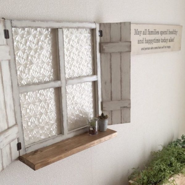 カントリー ナチュラル シャビーシックなどに合う 飾り窓や窓枠をdiyして楽しみませんか Folk