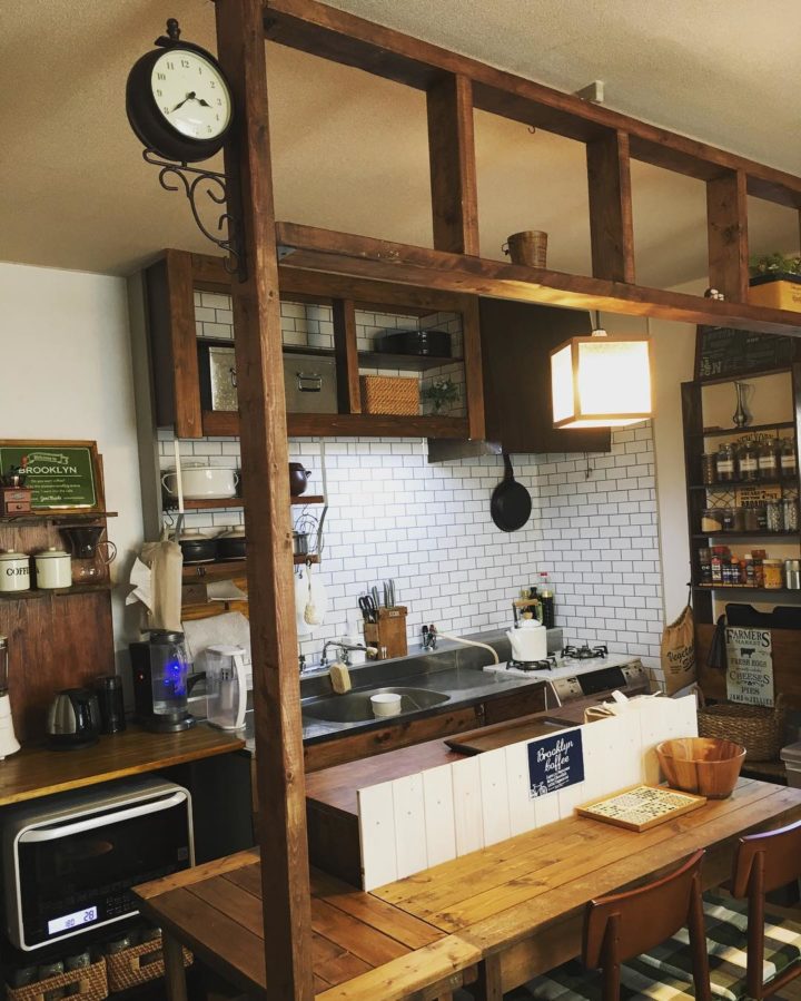 キッチンの収納力をおしゃれにアップ キッチンカウンターを自分好みにdiyしよう Folk