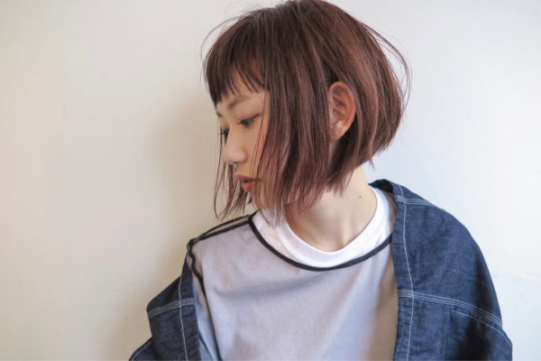 前髪や髪色で変化を出そう 小顔効果のある前下がりヘアスタイル特集 Folk