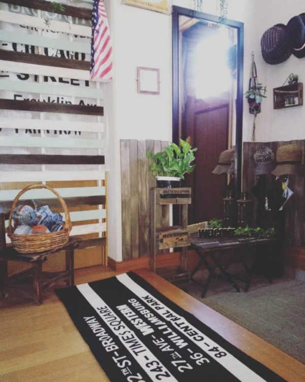 雰囲気をがらりと変える おしゃれな玄関マットを敷いた玄関をご紹介 Folk