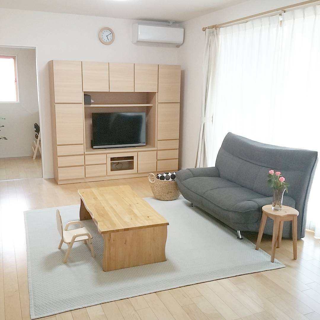 「テレビを部屋に馴染ませよう！」おしゃれさんはテレビ周りのインテリアをどうしてる？ folk