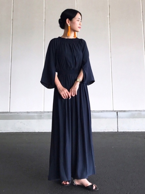 急なお呼ばれにも対応できるパーティースタイル16選 便利なアイテムと着こなし方をご紹介 Folk