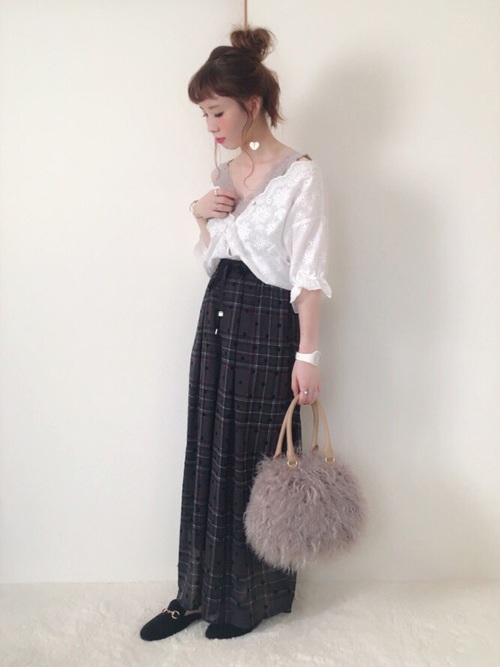 大人かわいいコーディネートを真似しよう 女子力高まる おすすめコーデ15選 Folk