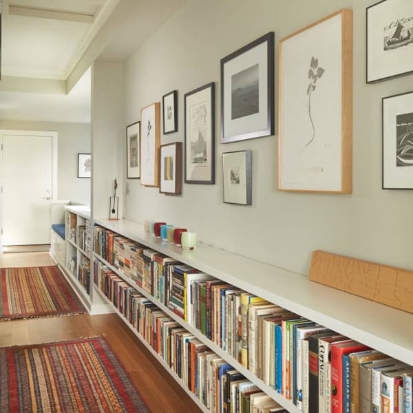 センスを感じるアートフレームの飾り方実例選 海外インテリアからアートの楽しみ方を学ぼう Folk センスを感じるアートフレームの飾り方実例選 海外インテリアからアートの楽しみ方を学ぼう Folk