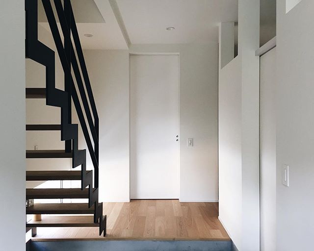 美人な家は玄関から 玄関に対する意識改革をして 細部まで綺麗な家を目指しませんか Folk