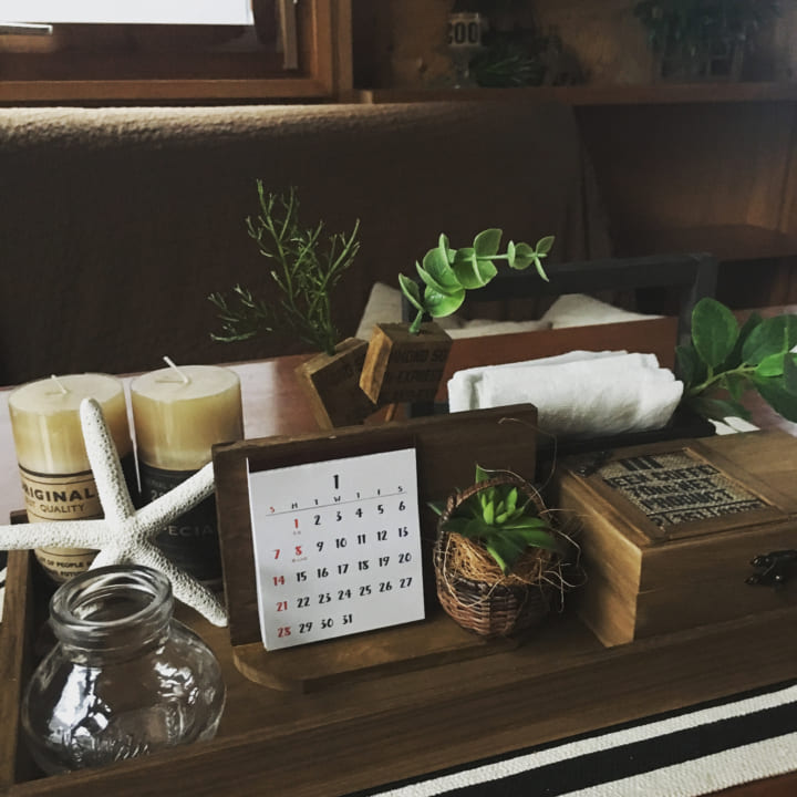 100均diyでオリジナルカレンダーを作ろう インテリアにマッチするようにリメイク Folk