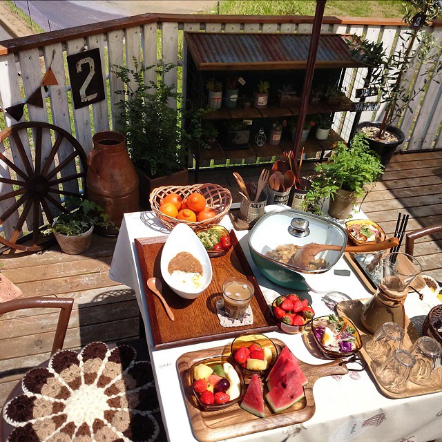 意外と簡単に出来ちゃうテーブルコーディネート いつものテーブルを華やかにしてみよう Folk