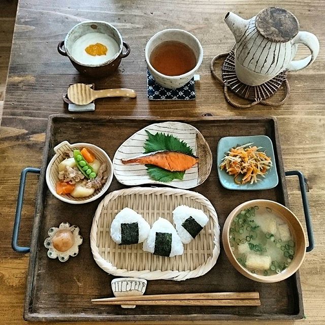 おしゃれに盛り付けたい インスタ映えするおにぎりプレート10選 Folk