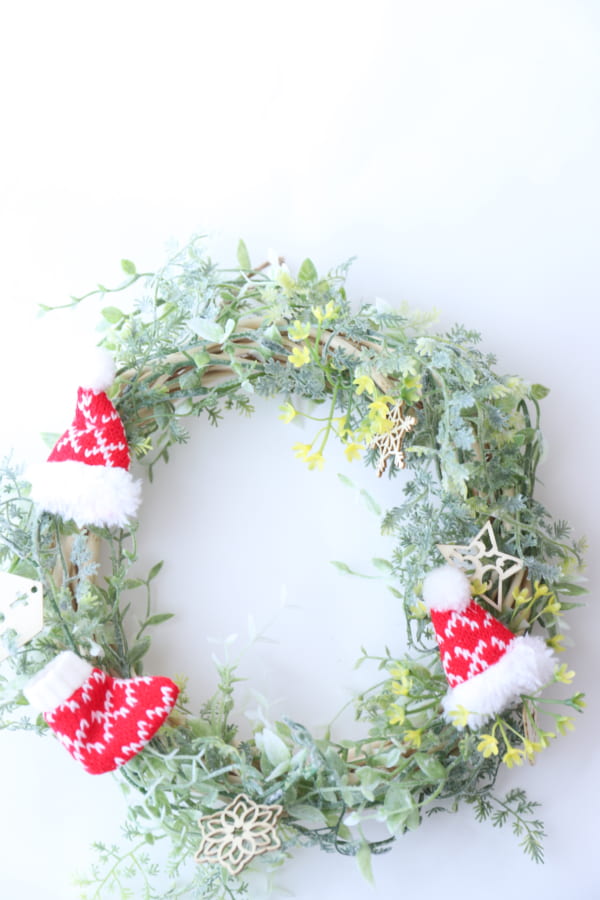 セリア商品を使って爽やかクリスマスリースを作ろう Folk