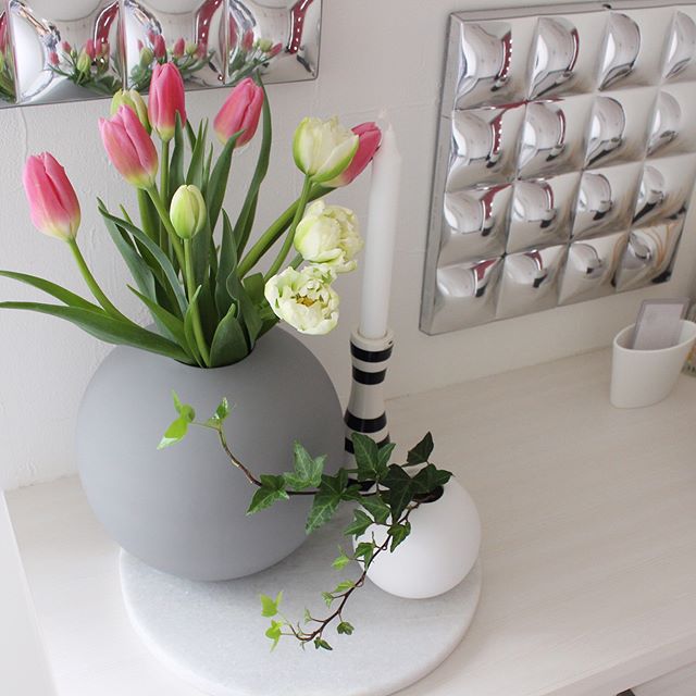 お部屋に春らしさを演出する 色鮮やかな可愛らしいチューリップを飾ろう Folk