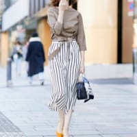 足長効果でスタイルアップ！ストライプパンツで簡単おしゃれな大人女子コーデ☆