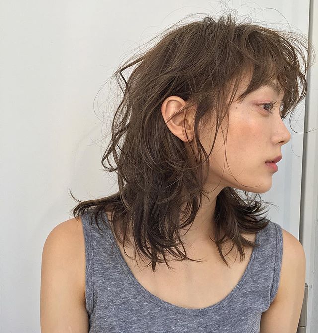 外国人の様な抜け感が欲しい そんな理想を叶えるアンニュイスタイルを紹介 Folk