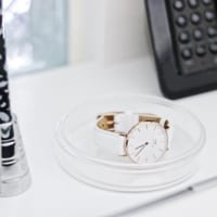 毎日使う腕時計はどこに置く？トレイを使ったおしゃれな収納アイディア8選