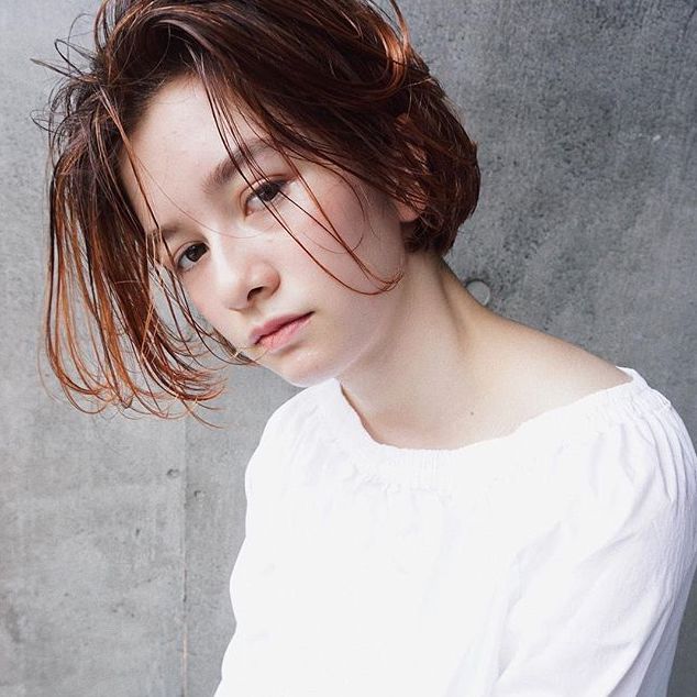 丸顔コンプレックスを改善 大人可愛くなれる骨格カバーヘアスタイル Folk