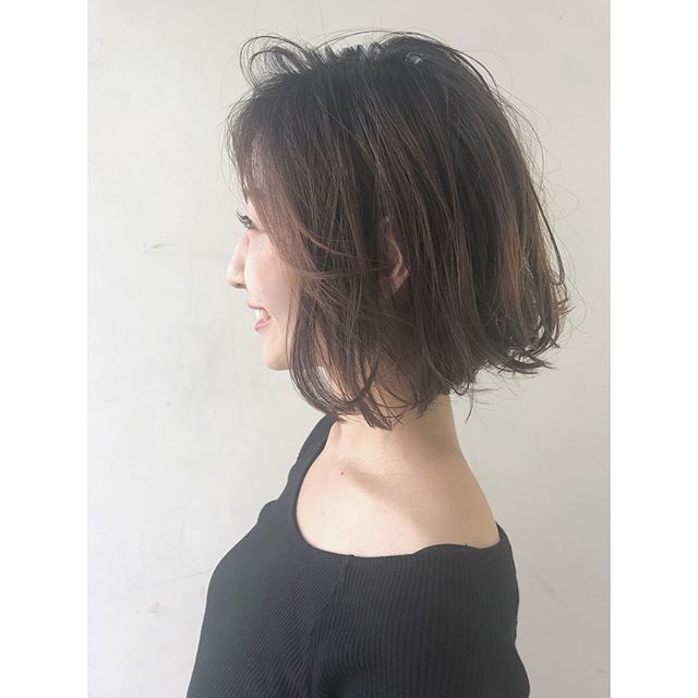 パーティーヘア特集 結ばず可愛いショート ボブ 華やかなミディアム