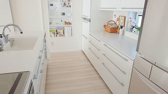 スイッチニッチ リモコンニッチ実例集 家事の効率化とおしゃれなインテリアを手に入れよう Folk