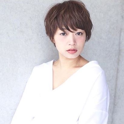 ショートスタイルvsミディアムスタイル あなたが夏にしたいヘアスタイルは Folk