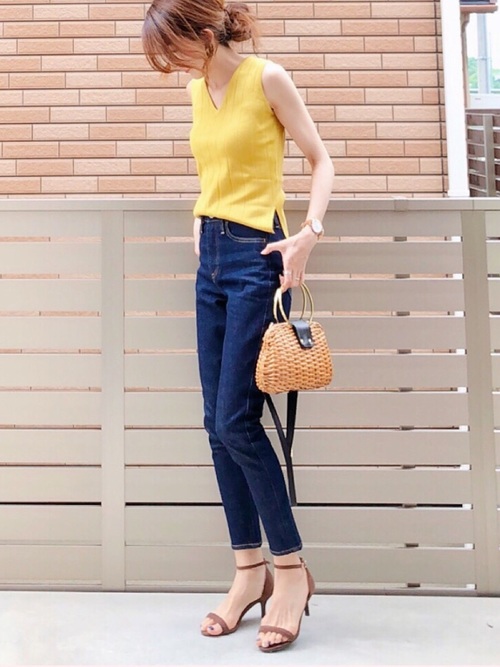 夏はやっぱり鮮やかスタイルを楽しみたい プチプラで楽しむ華やか大人コーデ集 Folk