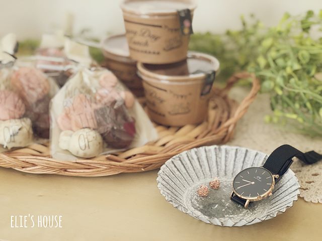 腕時計を収納しながらインテリアに馴染ませよう おしゃれな腕時計収納49選 Folk