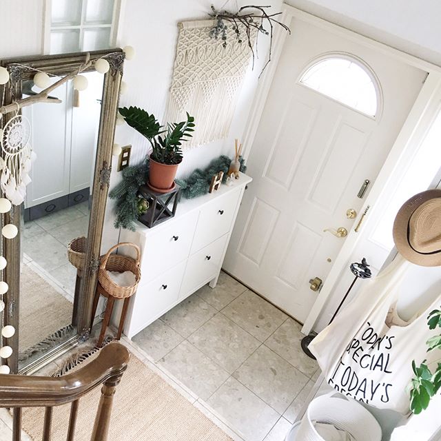 どちらの灯りが好み コットンボールライト キャンドルライトを使ったお部屋をご紹介 Folk