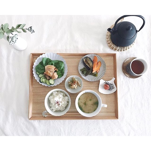 イイホシユミコさんのキュートな食器 Tori Plate 特集 みなさんの愛用品をご紹介 Folk