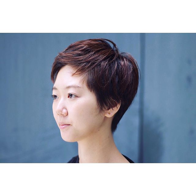 オンザ眉毛で垢抜け顔に レングス別のおしゃれなスタイルをご紹介 Folk