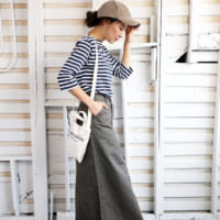 もう子どもっぽいなんて言わせない！大人可愛い秋のキャップコーデ