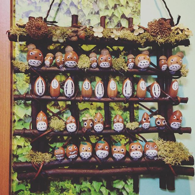 コロンとしたフォルムがかわいい どんぐりを使って秋インテリアを彩ろう Folk