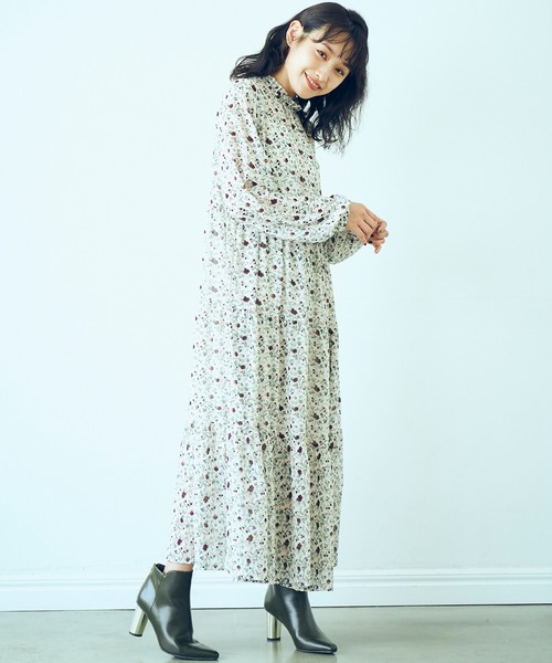 <高橋愛さんコラボ>ラブ&ピースプロジェクト 花柄フリルネックマキシワンピース